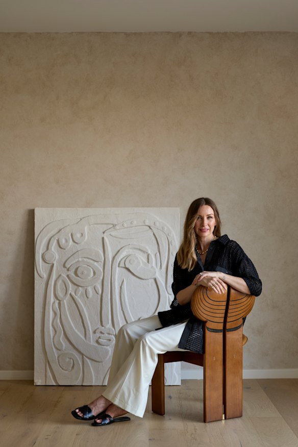 Kerrie-Ann Jones is a big fan of black slides, and owns several pairs.