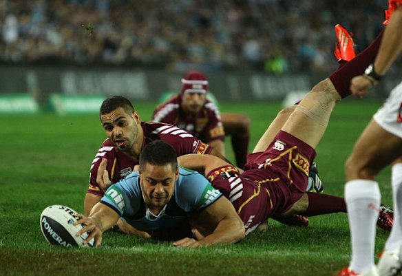 Jarryd Hayne scores for NSW.