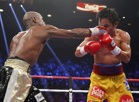 Floyd lands a right against Manny in the sixth round.