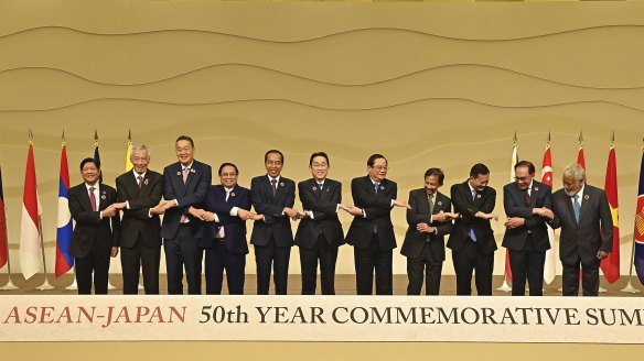 Leaders of ASEAN nations at the 50th anniversary summit.