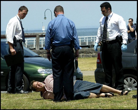 Purana detectives get their man: Carl Williams, guts up.