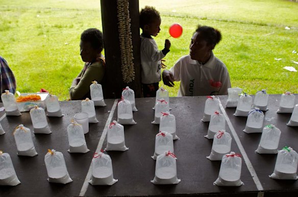 Daily life on Manus Island