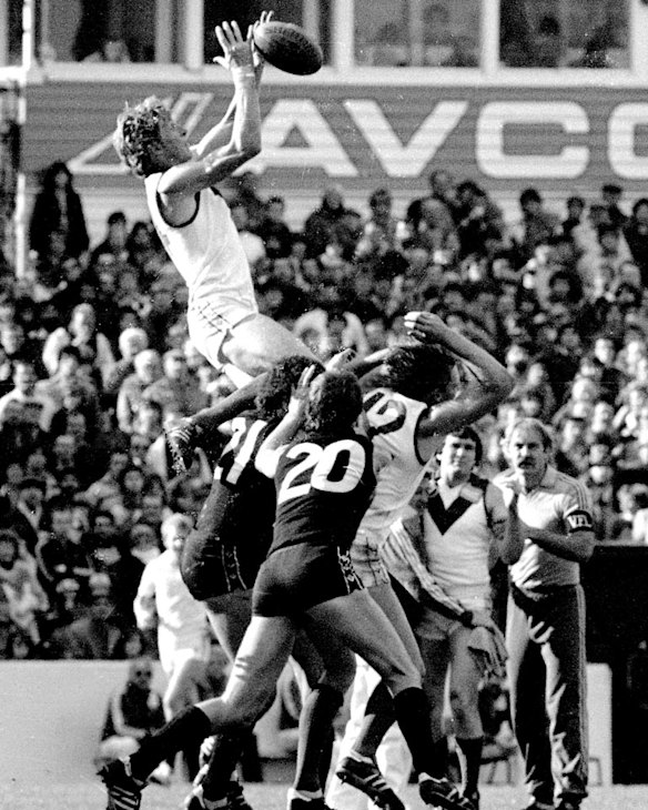 Former Port Melbourne star Stephen Allender won a Liston Trophy as the best player in the VFA before joining South Melbourne as a boom recruit in 1981. He played 28 games - for 28 goals - with the Swans before two games for Hawthorn in 1984.