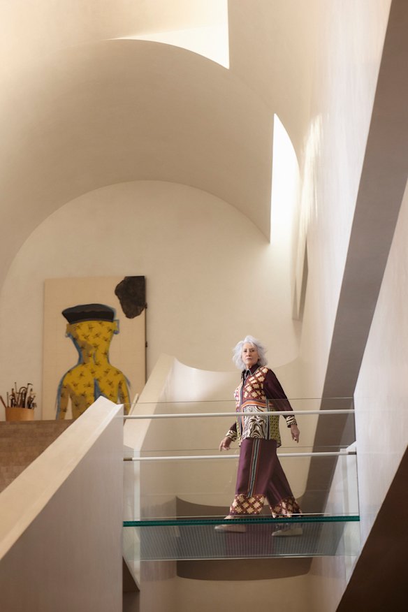 Alémais “Wilson” silk shirt and pants. Reading 07 painting by Li Shan.