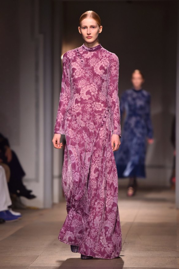 An Erdem design on the runway. Classy, feminine choice!