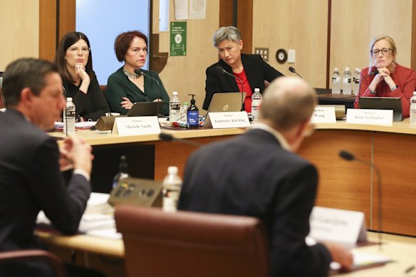 Labor Senators Marielle Smith, Kimberley Kitching, Penny Wong and Katy Gallagher listening to Phil Gaetjens, Secretary of the Department of Prime Minister and Cabinet during questioning on Tuesday 25 May.