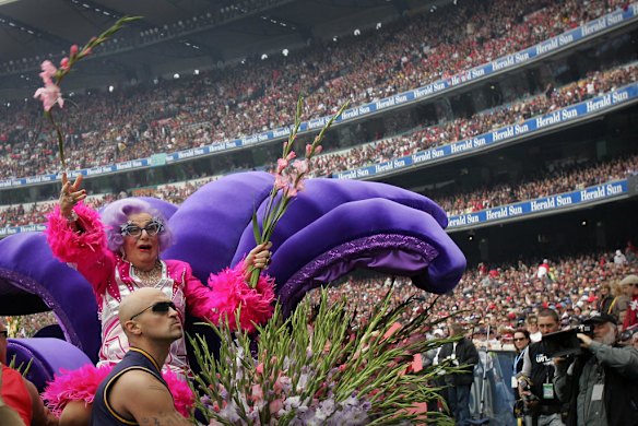 AFL football Grand Final . Sydney Swans v West Coast Eagles at MCG.  Dame Edna Everage  celebrates her first AFL Grand Final. 24th September 2005.