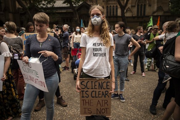 Around 20,000 people gathered at a Extinction Rebellion climate demonstration at Town Hall on Wednesday.