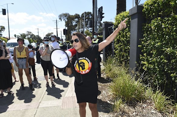Greens Senator Lidia Thorpe speaking to refugee supporters outside the Mantra Hotel Preston prior to Victoria Police removing Refugees on buses and taking them to an unknown location. 17th December, 2020.