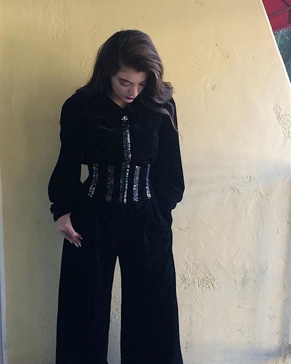 THE GOTHIC: We love Lorde's attitude toward fashion - she wears what she wants and doesn't give a toss what anyone thinks about it, but we can't help but wish she'd choose something a little less heavy and a little more colourful one of these days. Today's choice is part 80s throwback, part medieval jumpsuit, part Hogwarts robe - the girl must be sweating up a storm in there.