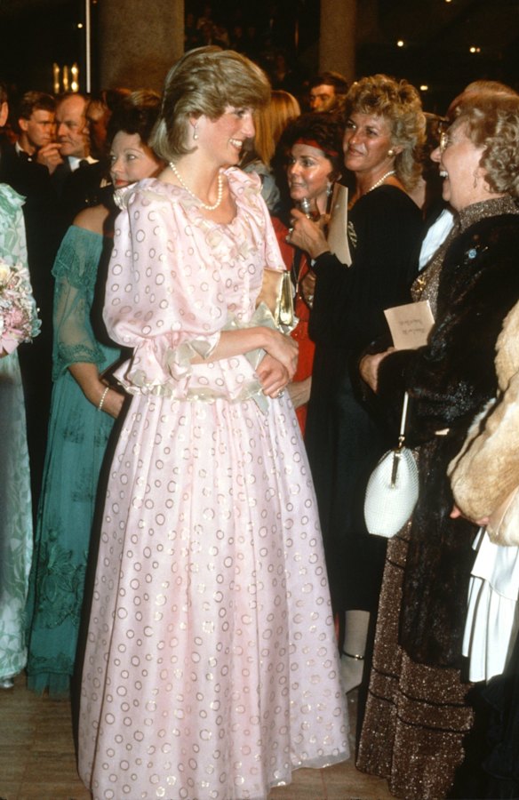 princess diana australia dress Princess Diana's Best Outfits in Australia