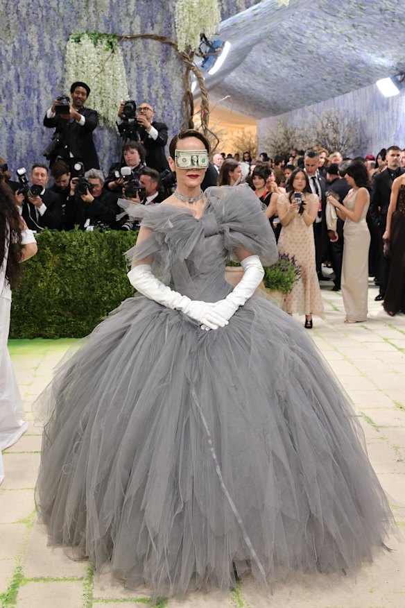 Sarah Paulson.