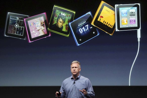 Apple announced a new iPod Nano with multi-touch display.