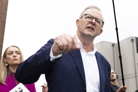 Opposition Leader Anthony Albanese addresses the media after voting at Marrickville Town Hall.