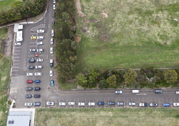 Covid testing queues in North Narrabeen. After the COVID-19 outbreak in Avalon, the Northern Beaches have been placed back into lockdown.