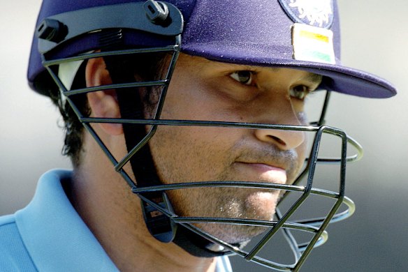 A dejected Sachin Tendulkar leaves the field after being dismissed by Pakistan's Shoaib Akhtar during a one-day match in Karachi in 2004.