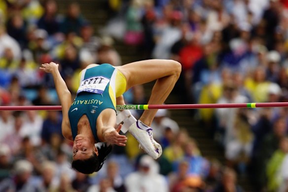 Alison Inverarity in women's high jump qualifying