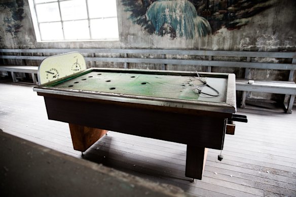 Inside White Bay Power Station after an announcement for a development plan for the power station in Rozelle. Photo by Edwina Pickles. 22nd Oct 2015.