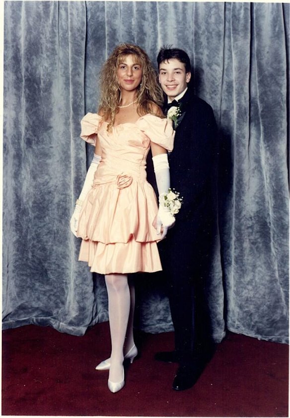 40 throwback celebrity prom photos