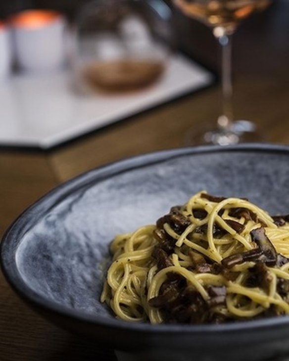 Find wine-friendly food - such as the carbonara - at Bar Brose.