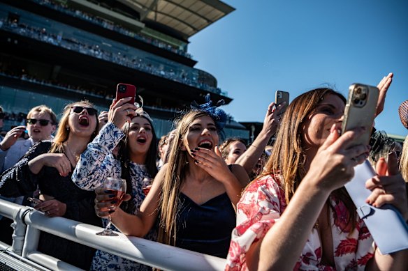 The crowd at Everest Day, Royal Randwick Racecourse.
