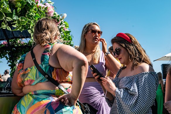 The crowd at Everest Day, Royal Randwick Racecourse.