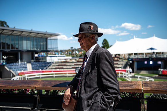 The crowd at Everest Day, Royal Randwick Racecourse.