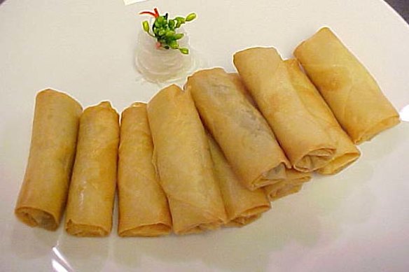 Vegatarian spring rolls - chun guen