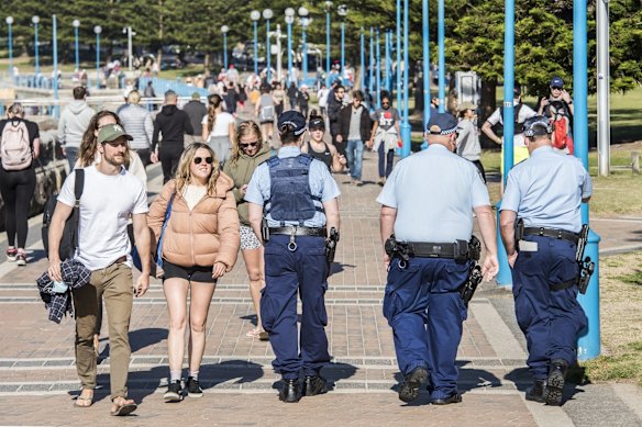 NSW Police patrol Coogee Beach keeping the COVID-19 restrictions in place.