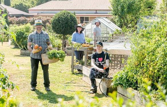 Kathryn Bordonaro and her husband Paul were holidaying in France after visiting their daughter Taylah and her boyfriend Fraser in London. They all returned to Australia a week ago and are under quarantine together at the family home in Warragul. All being keen gardeners, they feel fortunate to be able to spend this time outside working in the vegetable garden.