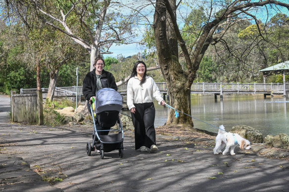 Chi Chu (right), with friend Nicole Dawson and Insta-famous dog Reginald, at Ringwood Lake Park. 