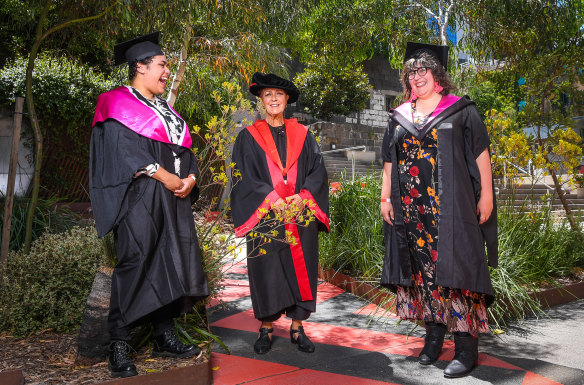 Boon wurrung women Amina-Jarra Briggs, Carolyn Briggs and Jarra Steel will graduate from RMIT University this week.