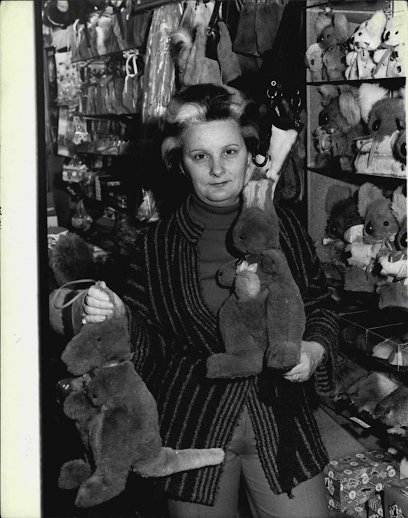 Mrs. Margaret Osbourne who has run a small souvenir shop in Macleay Street for five years says thing are getting worse. "The Cross is like a dead fish", Mrs Osbourne said. "Even the El Alamein fountain is turned off 90 per cent of the time. "In the five years I have been here, business had dropped by more than half", she says. 28th June 1978.