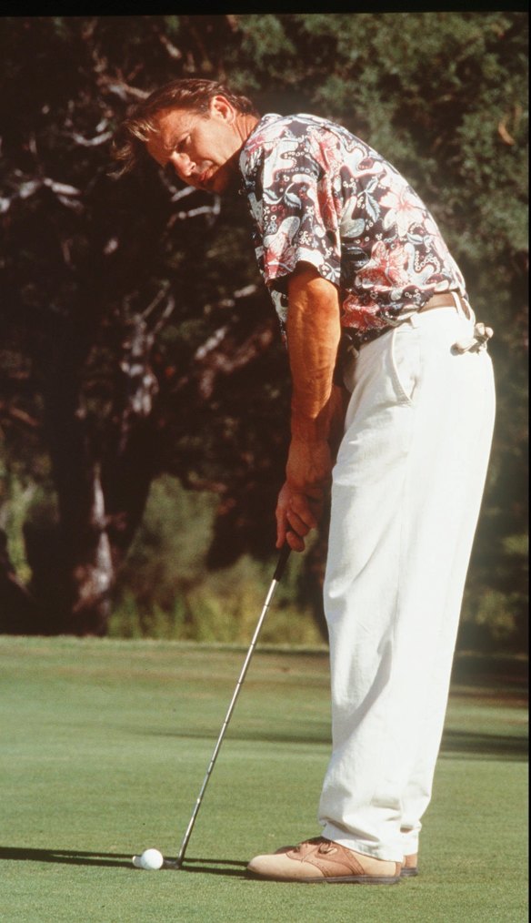 Kevin Costner putts in a scene from which film?
