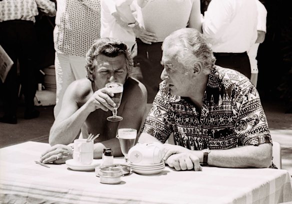ALP conference at Terrigal, Bob Hawke and Gough Whitlam, 4 November 1975