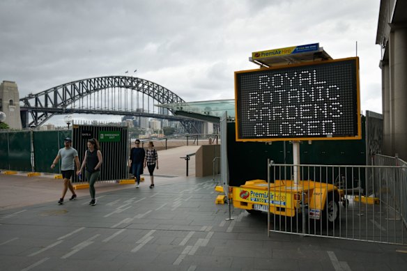 Within the Green Zone at the Opera House on New Years Eve. All of the Sydney Harbour foreshore has been locked down to prevent the further spread of COVID-19.