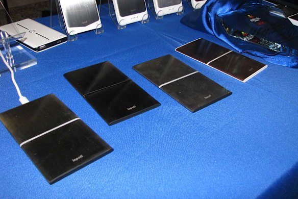 iNPOFi's boards for wirelessly charigng gadgets.