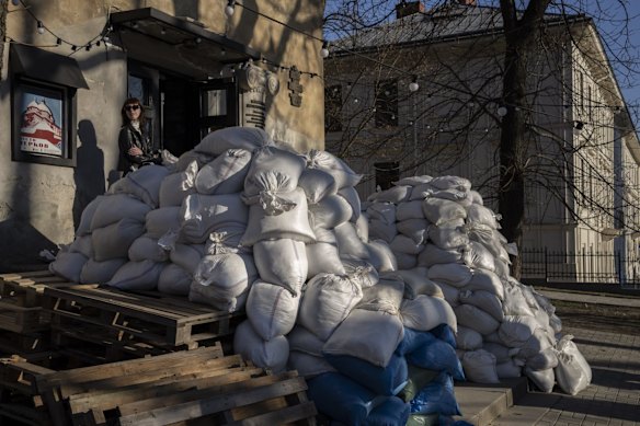 Sandbags protect a building entrance in downtown Lviv. 