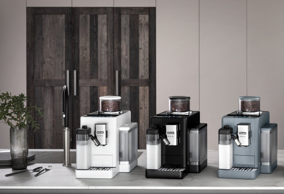 The sleek yet slightly retro design is available in colours Onyx Black, Arctic White and a timeless Pebble Grey.