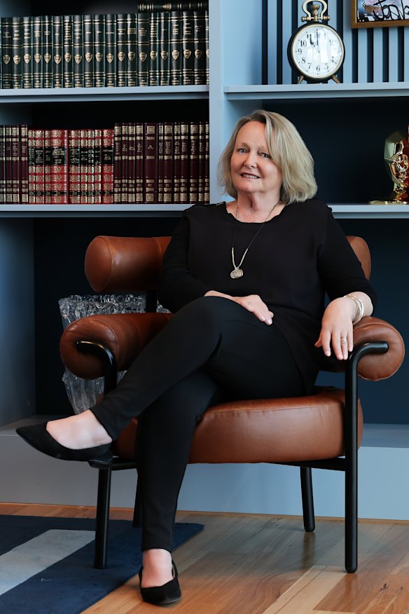 Fiona Riewoldt queria homenagear o último desejo de sua filha Maddie de encontrar uma cura para a síndrome de insuficiência da medula óssea.