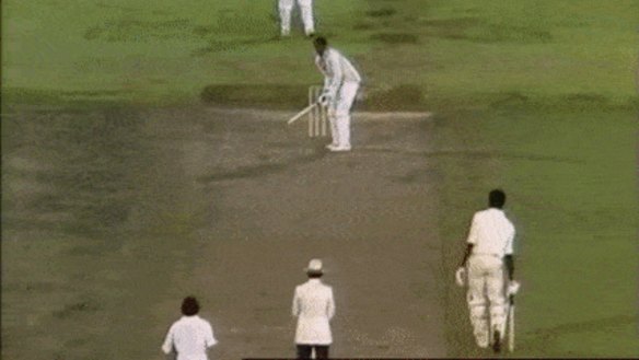 Wayne Daniels sends Mick Malone for a zac off the last ball