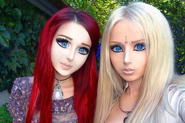 Real-life anime girl joins 'human dolls'