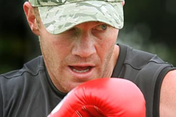 Barry Hall shelves plans for boxing career