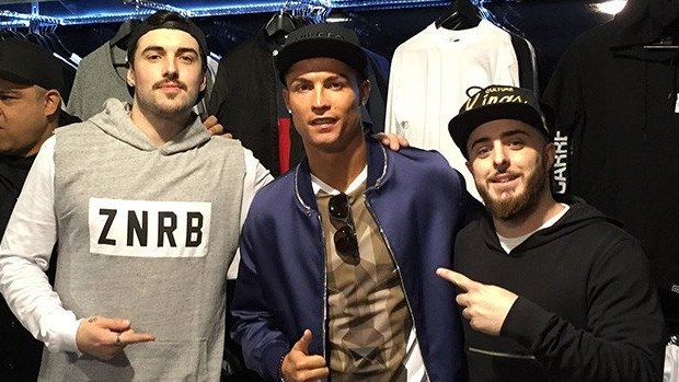 Cristiano Ronaldo (centre) at the Culture Kings store in Queen Street in 2015.