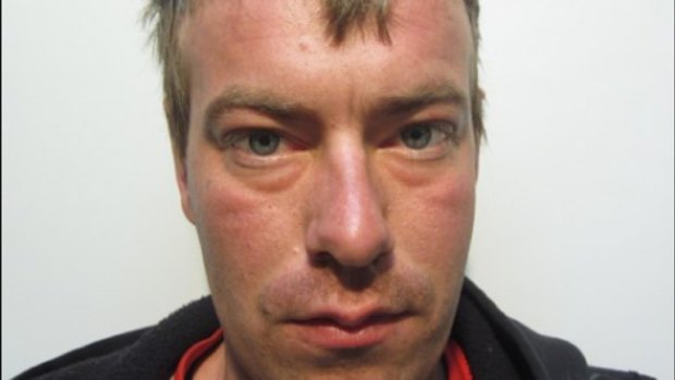 Steven Powell, a serious sex offender is on the run in Victoria, prompting police to issue a public warning.