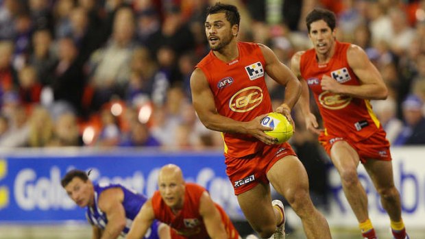 Karmichael Hunt in action for the Suns.