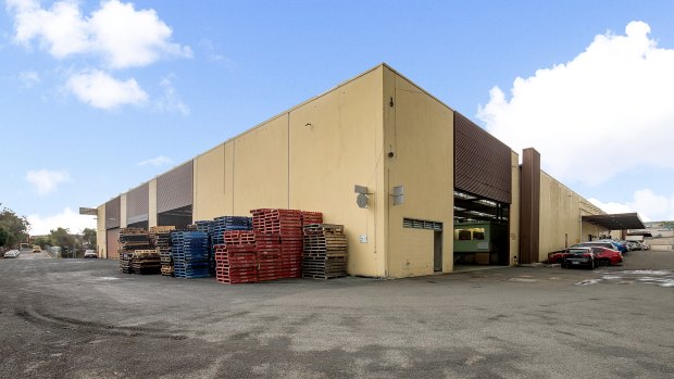 Overlook Tiles Pty Ltd has signed a four-year lease for a 4700sq m industrial site