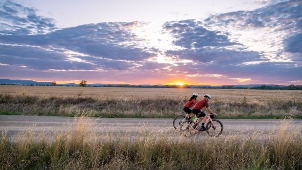 Ride through Blayney Shire to explore the beauty of surrounding villages.