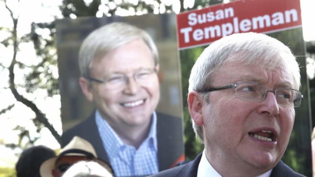 Prime Minister Kevin Rudd tours Thompson Square in Windsor, NSW, on Thursday.