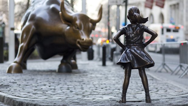 State Street's fearless girl statue on Wall St.